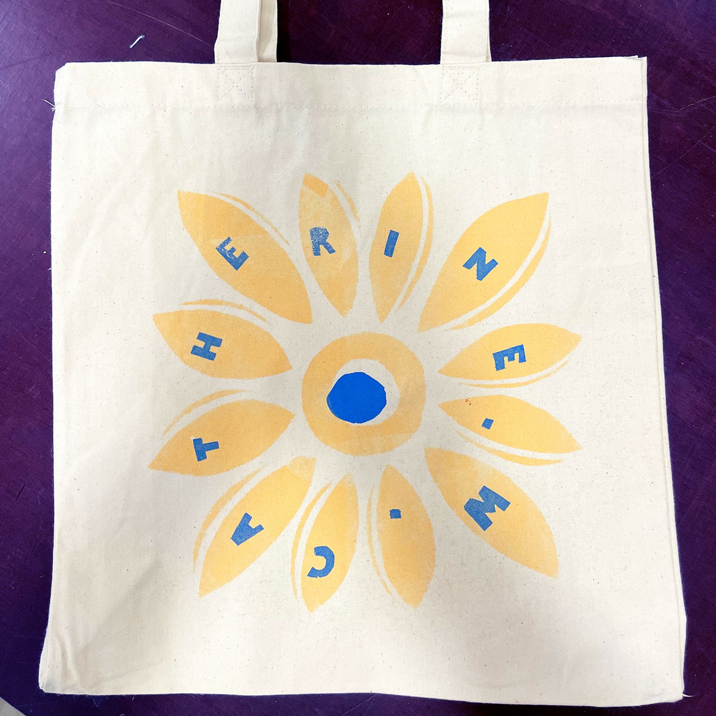 Screenprint your own t-shirt or tote